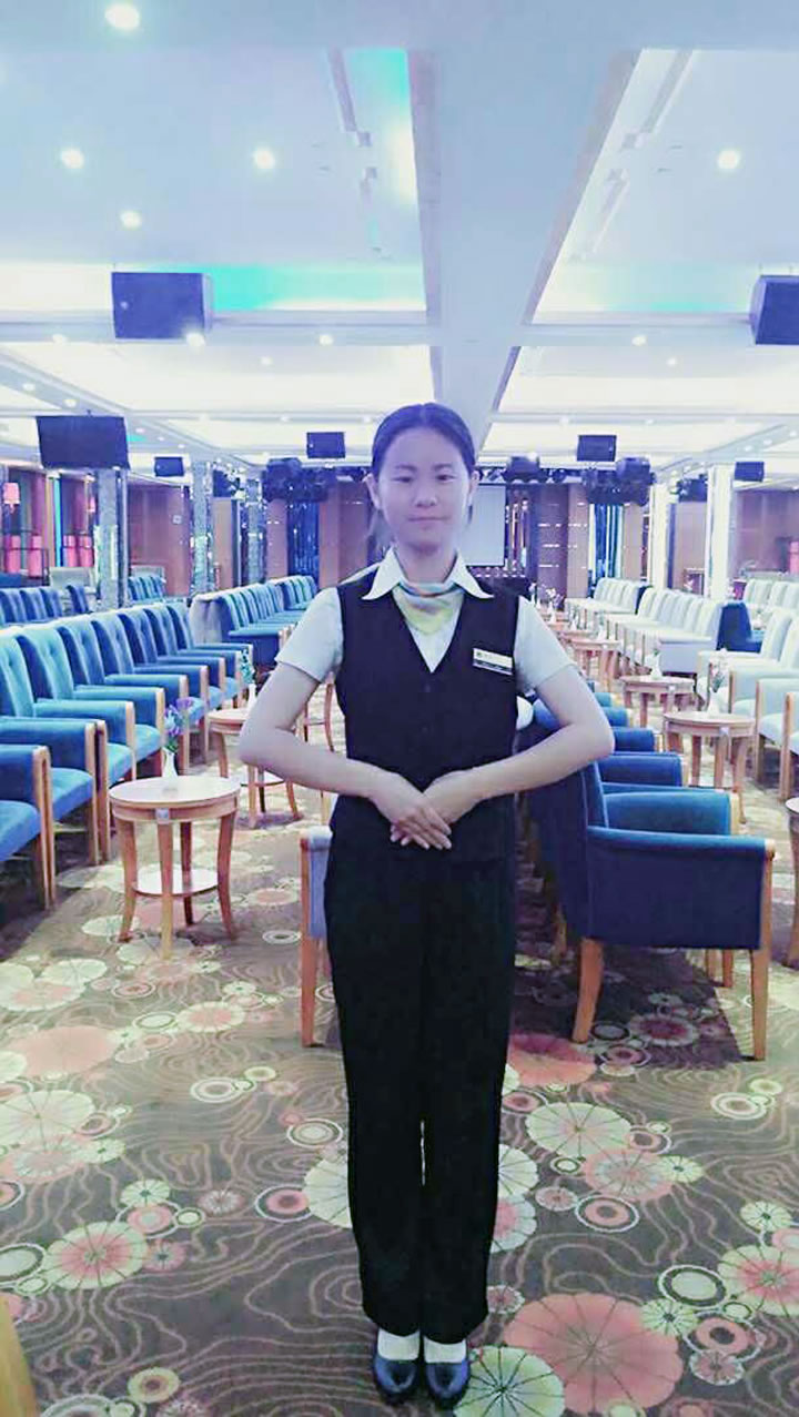 渭南軌道交通運輸學(xué)校重慶長江郵輪“總統(tǒng)七號”就業(yè)學(xué)子劉惠