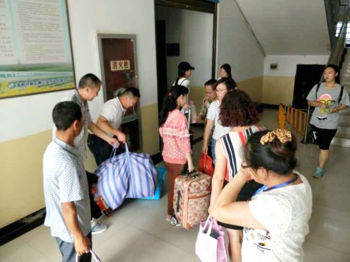 渭南軌道交通運輸學校開學第一天