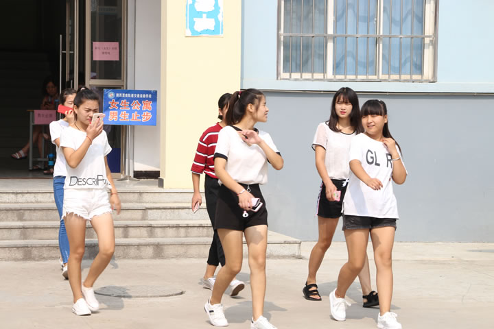 渭南軌道交通運輸學校開學第一天